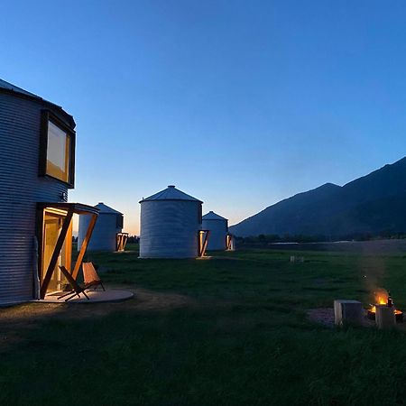 Clark Farm Silos - 5 Silo Mountain View Retreat Kalispell Eksteriør billede